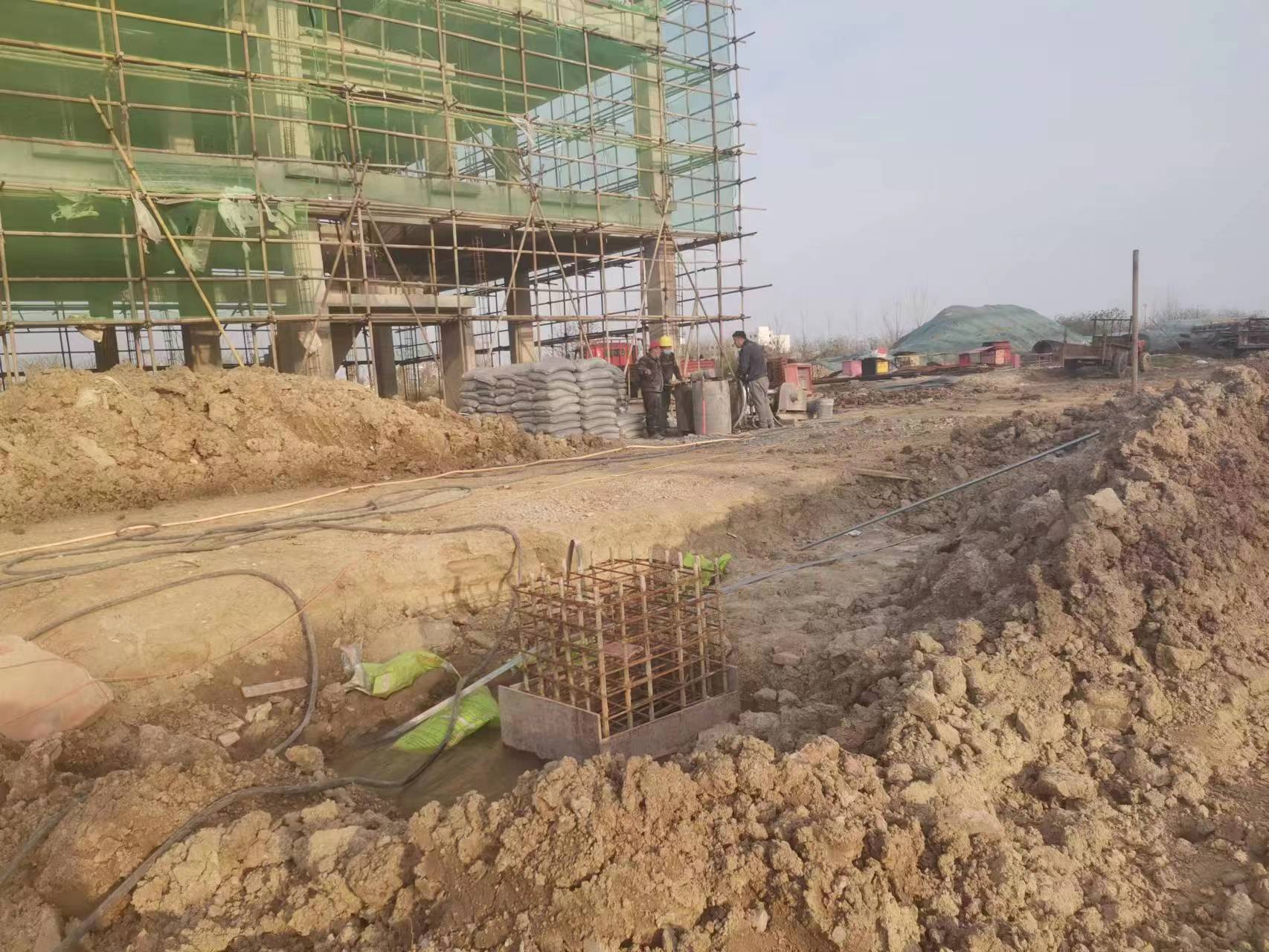 罗定当桥梁出现裂缝的时候应该及时加固修补